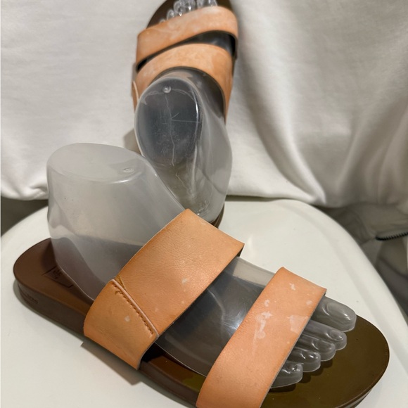 Reef Shoes - Reef Women's Sandals Mottled Peach Straps ( sz 8)